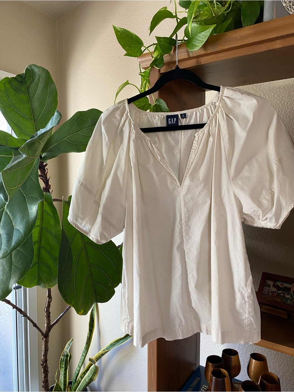 GAP Cream Puff-Sleeve Peasant Blouse